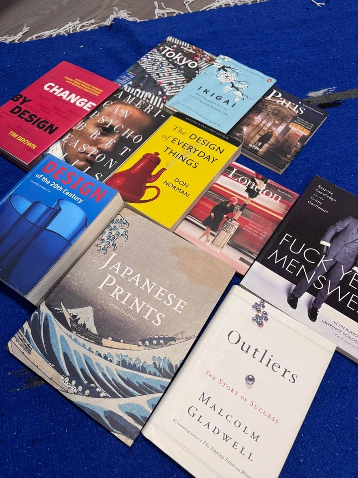 Multiple Books - photo 3