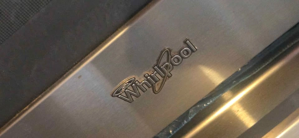 Used Whirlpool 30-inch Freestanding Gas Range - photo 2