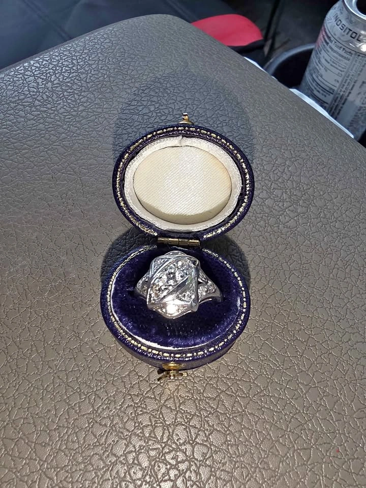 Elegant 14K Gold Diamond Ring – Appraisal Available