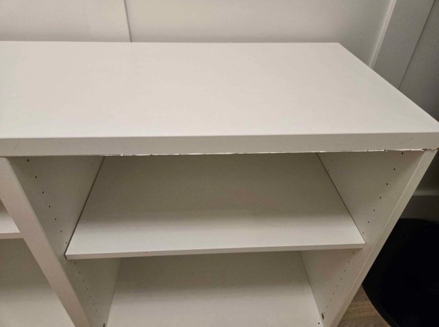 IKEA TABLE - photo 3