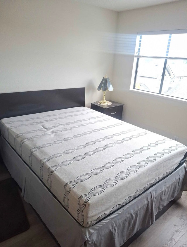 Queen Bed and Mattress - photo 2