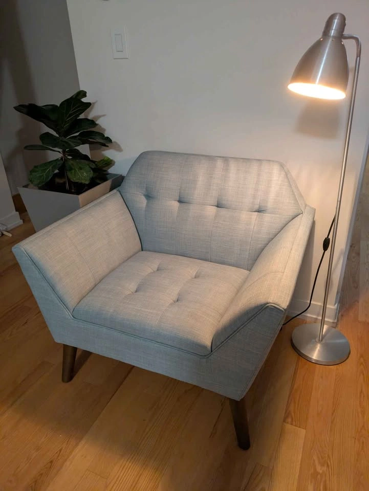Button Tufted Lounge/Accent Chair - photo 2