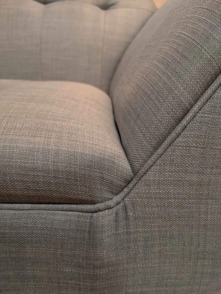 Button Tufted Lounge/Accent Chair - photo 4