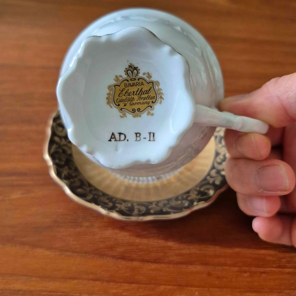 Vintage Porcelain Demitasse Cup & Saucer - Eberthal Bavaria - photo 2
