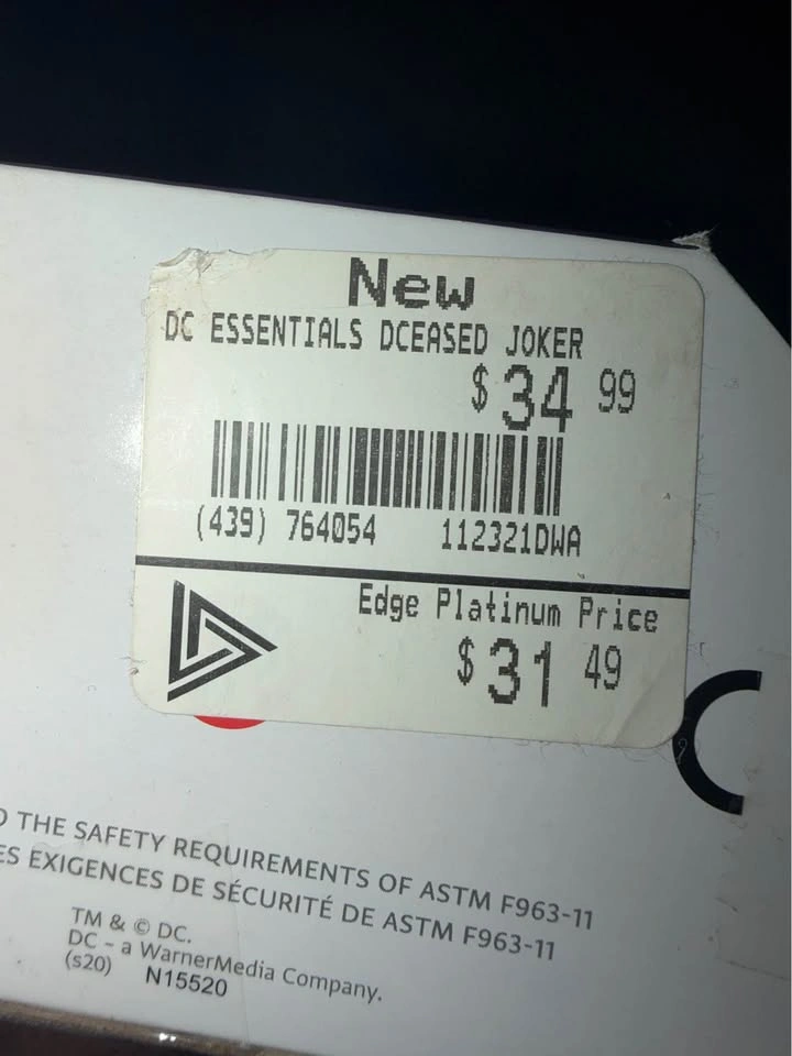DC Essentials DCEASED The Joker action figure - photo 3
