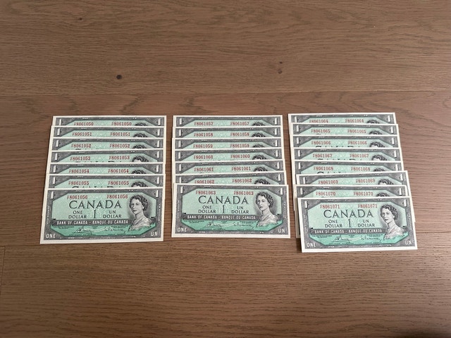 Canadian Banknote Collection $1, $2, $5, $10, $20, $100 Bills - photo 2
