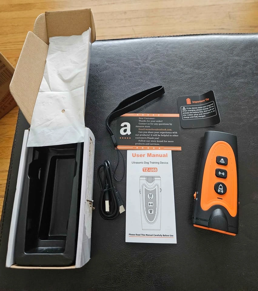 Handheld Ultrasonic Dog Trainer & Anti-Bark Device (TZ-U68) - photo 2
