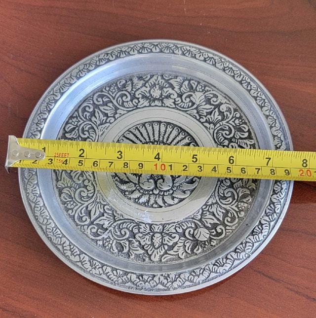 Persian engraved trinket plate - photo 2