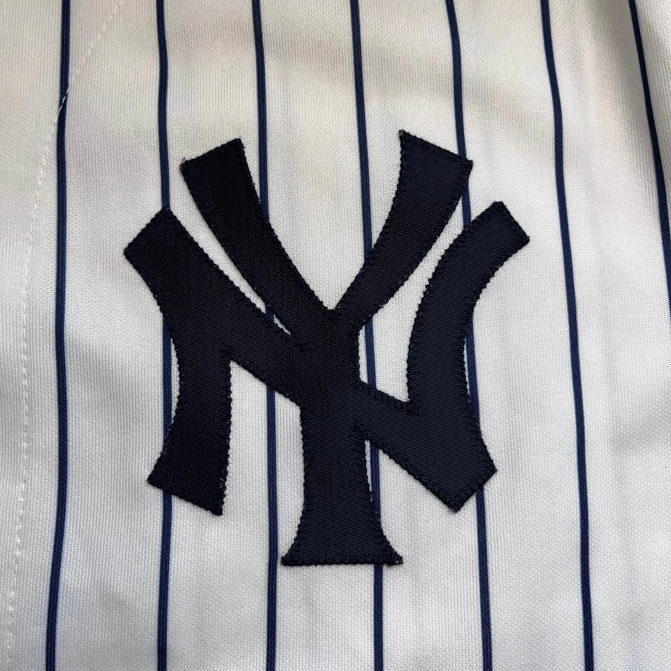 Vintage Majestic Derek Jeter #2 Yankees Jersey - Youth Large - photo 3