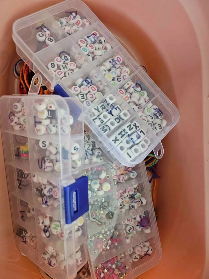 Bracelet Making Kit - photo 3