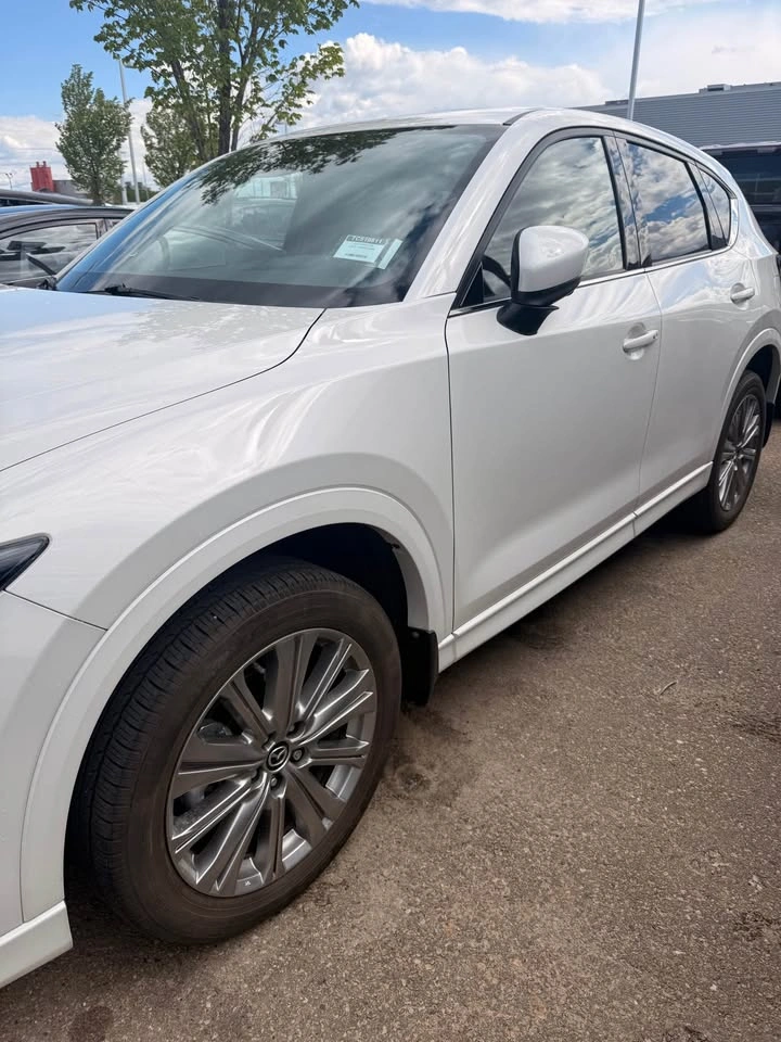 2023 White Mazda CX-5 Signature AWD - photo 4