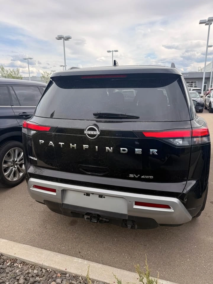 2023 Nissan Pathfinder - photo 2