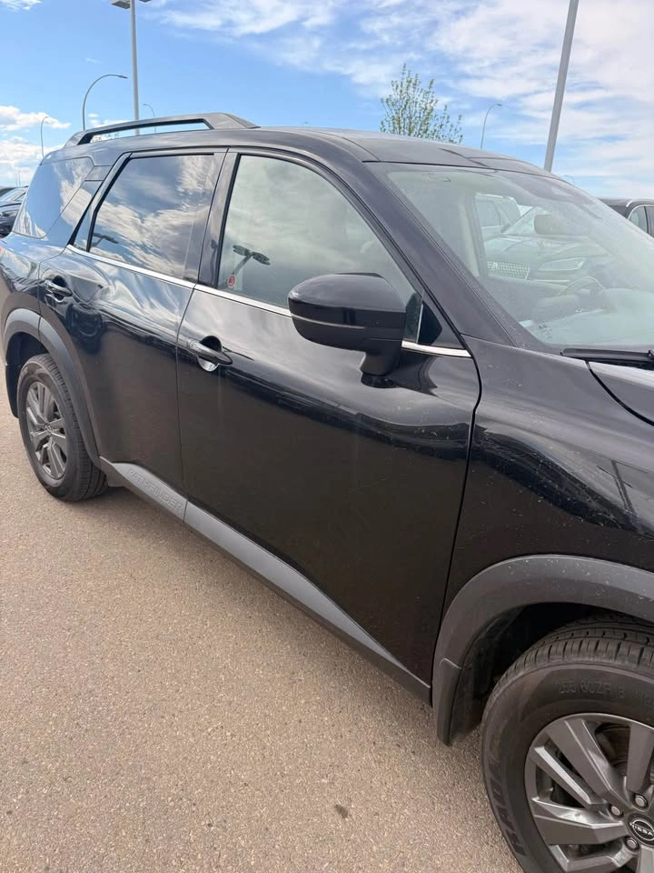 2023 Nissan Pathfinder - photo 4