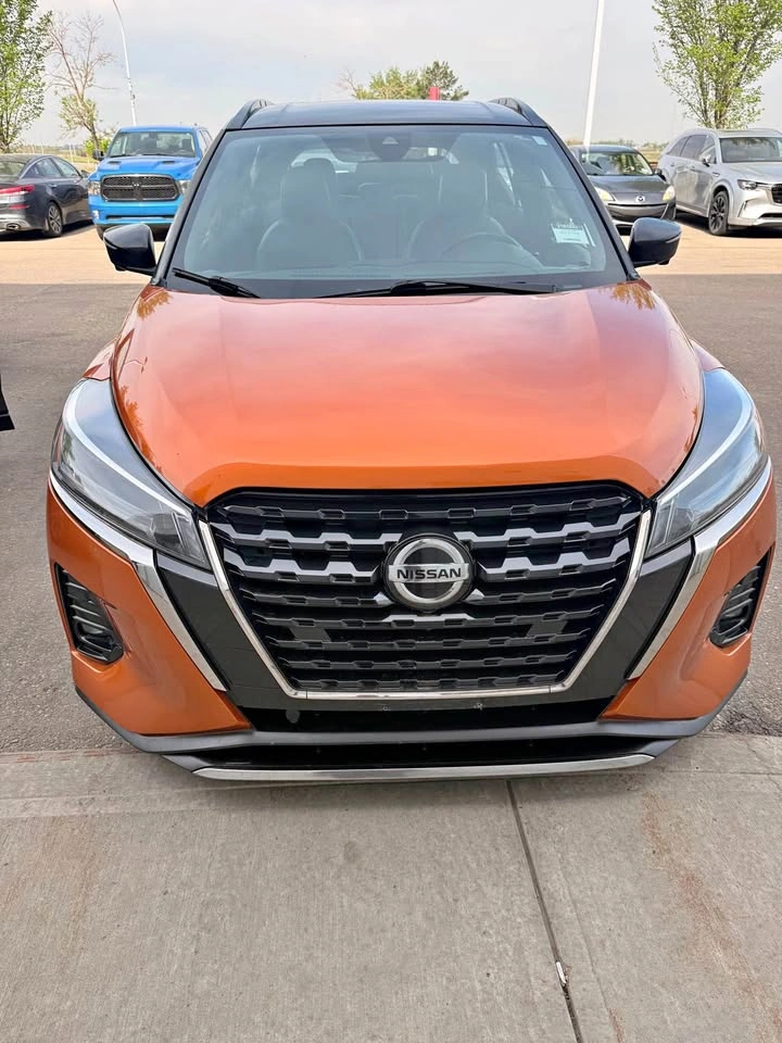 2021 Nissan Kicks SR - photo 2