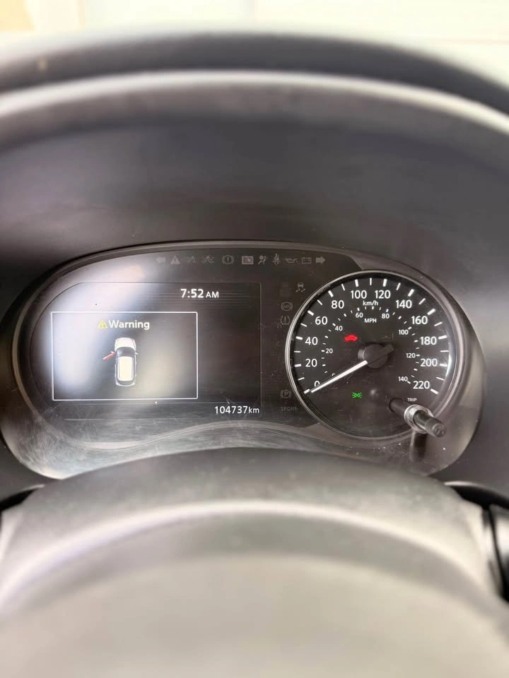 2021 Nissan Kicks SR - photo 5