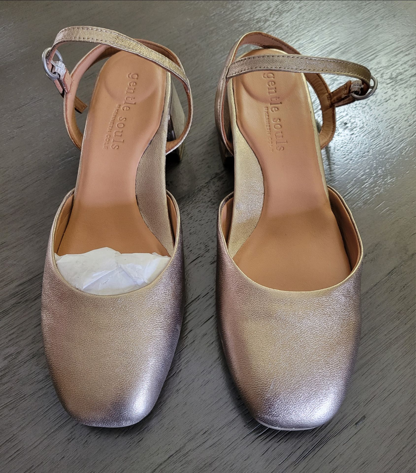 Gentle Souls by Kenneth Cole Lucinda Metallic Gold Low Pump Heel - photo 2