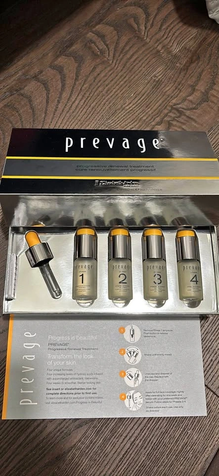 NEW ($230 retail) Elizabeth Arden Prevage Progressive Renewal Tr