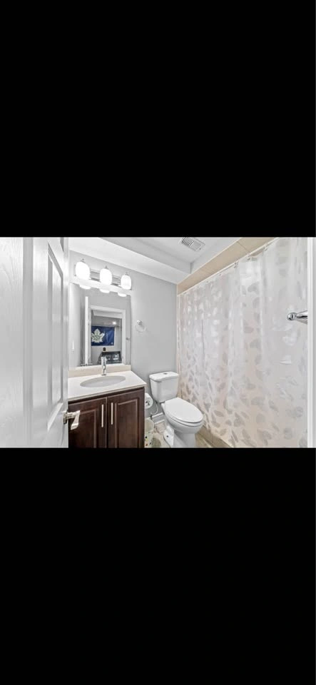 3 Beds 2 Baths - Apartment - photo 4