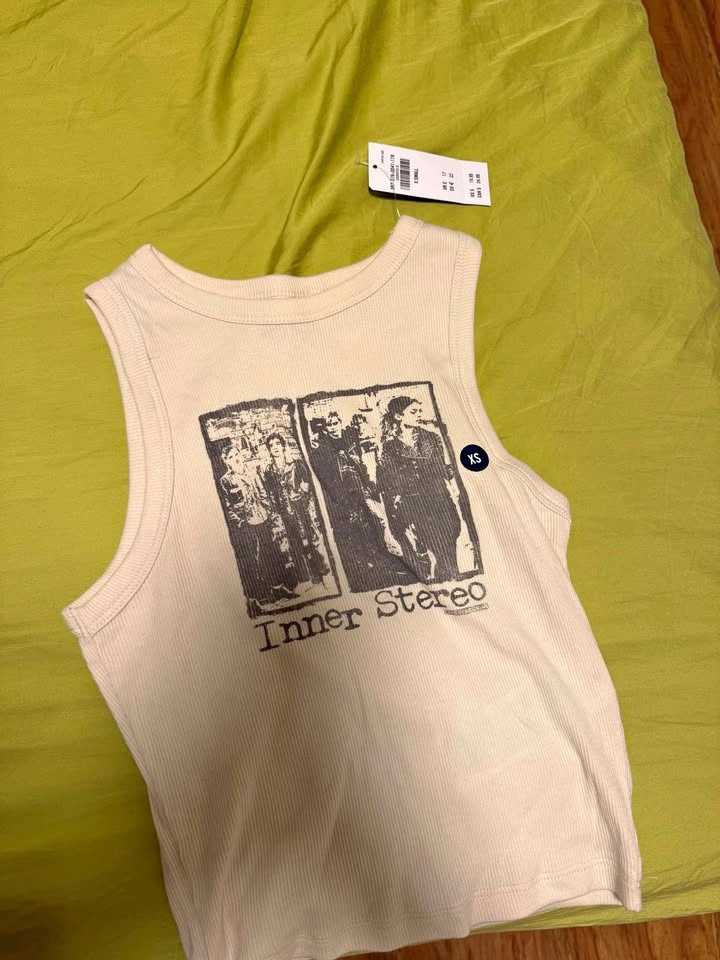 Brand New Hollister Top