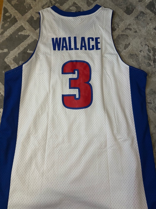 Detroit Pistons Jersey - photo 2