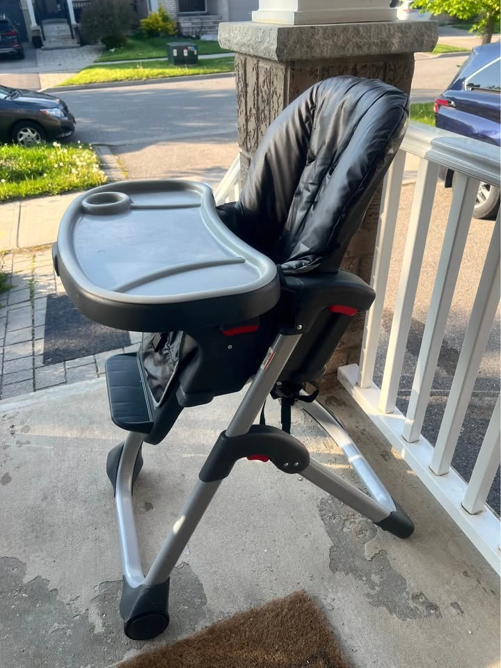 Graco High Chair - photo 2