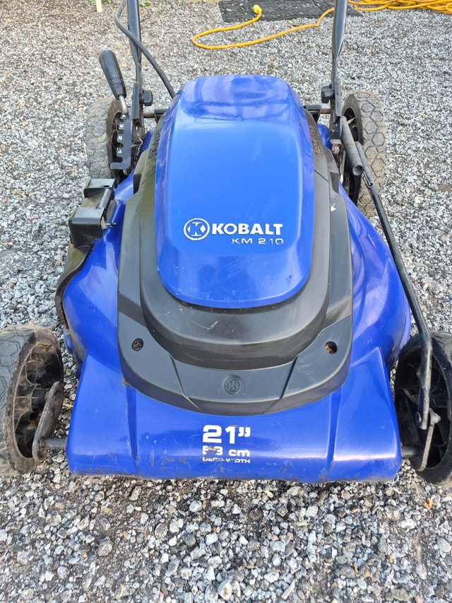 Kobalt 21'' lawnmower Electric Blue KM210