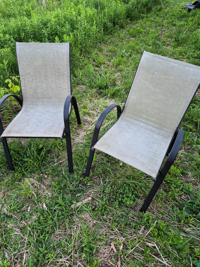 2 chairs outdoor furniture gray stacking