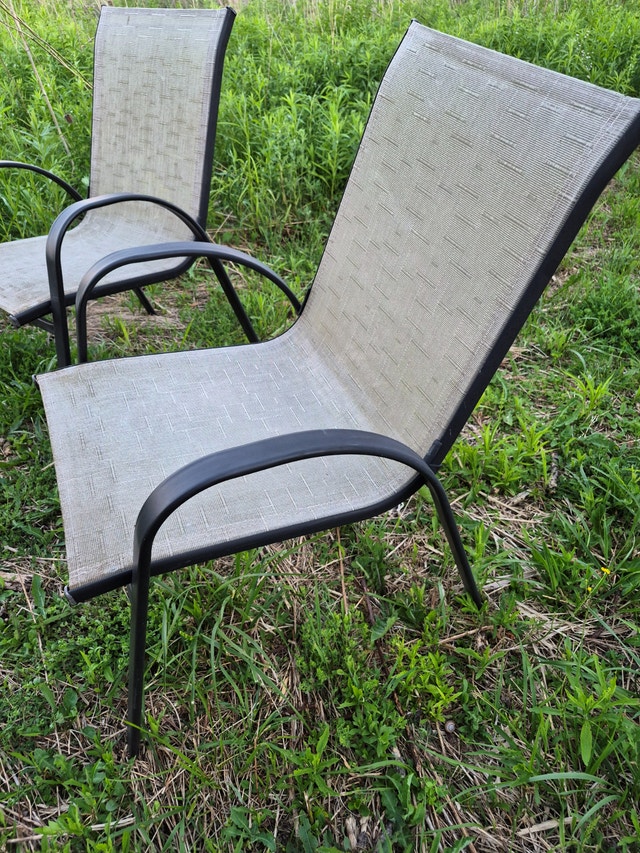 2 chairs outdoor furniture gray stacking - photo 4