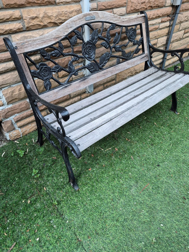 Bench cast iron black 50'' wide park bench