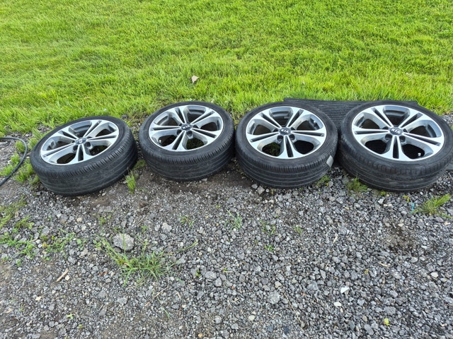 KIA wheels 17'' rims 5 x 114.3, 215/45R17 Tires