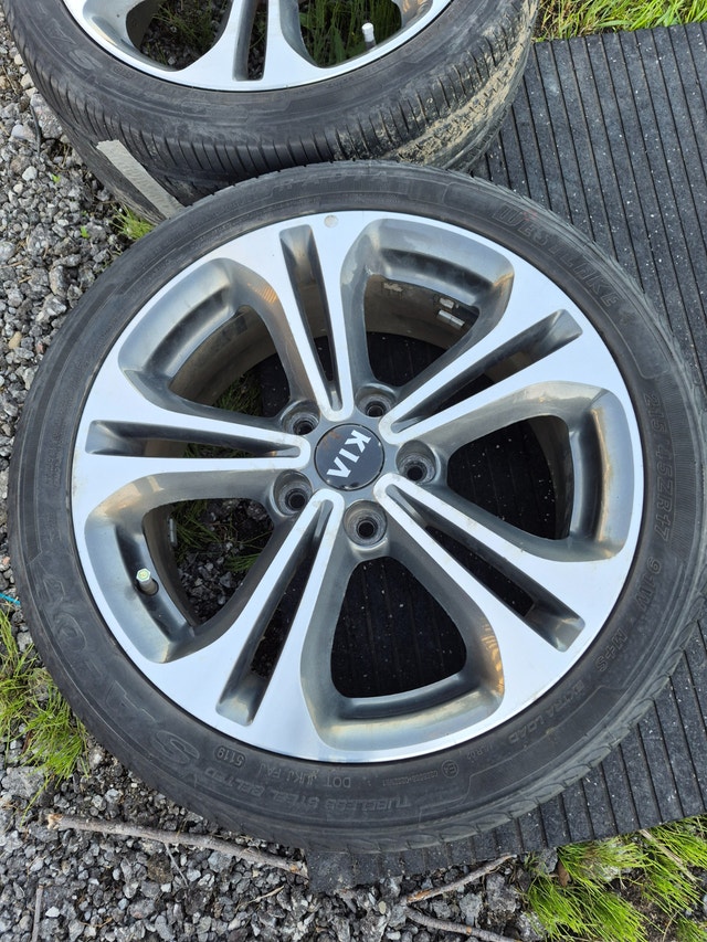 KIA wheels 17'' rims 5 x 114.3, 215/45R17 Tires - photo 2