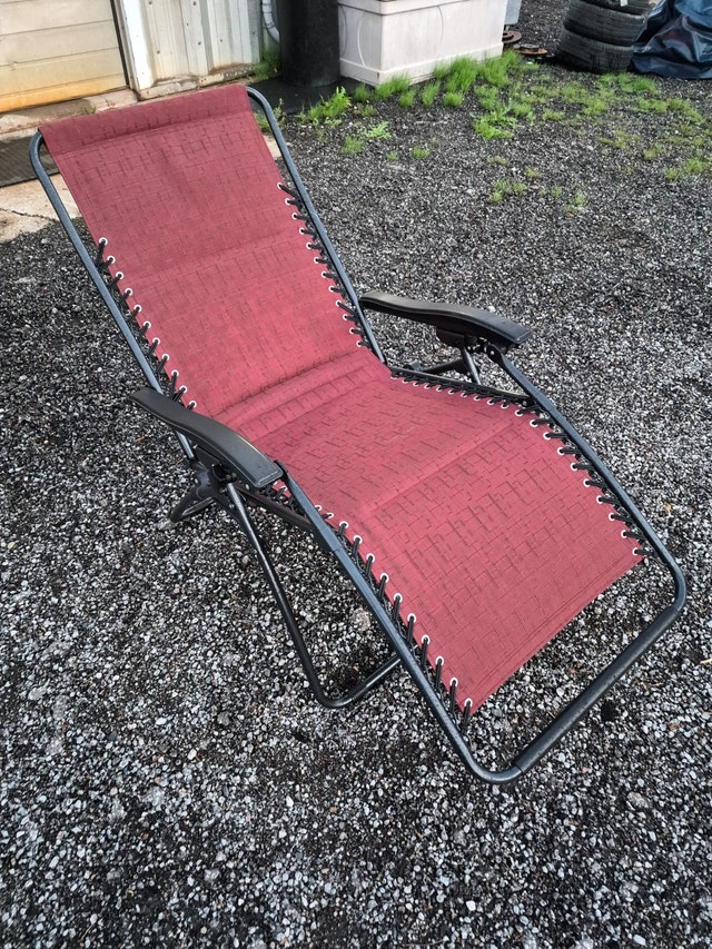 red folding chair outdoor pool patio deck furniture recliner