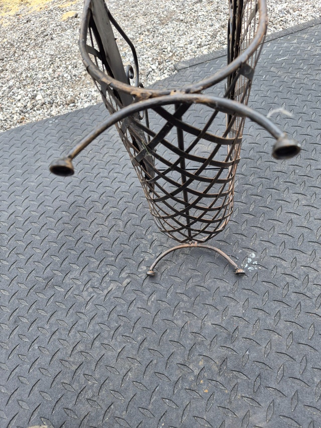 Metal holder decor wrought iron dark bronze style stand - photo 5