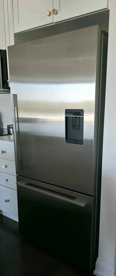 Fisher & Paykel Stainless Steel Fridge Premium Brand - photo 3