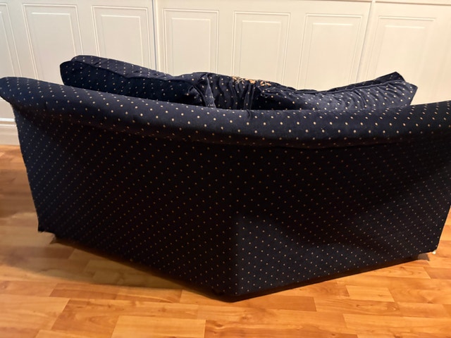 Navy Blue Velvet Accent Chair - photo 4