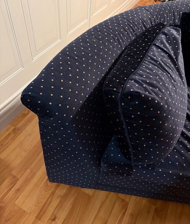 Navy Blue Velvet Accent Chair - photo 5