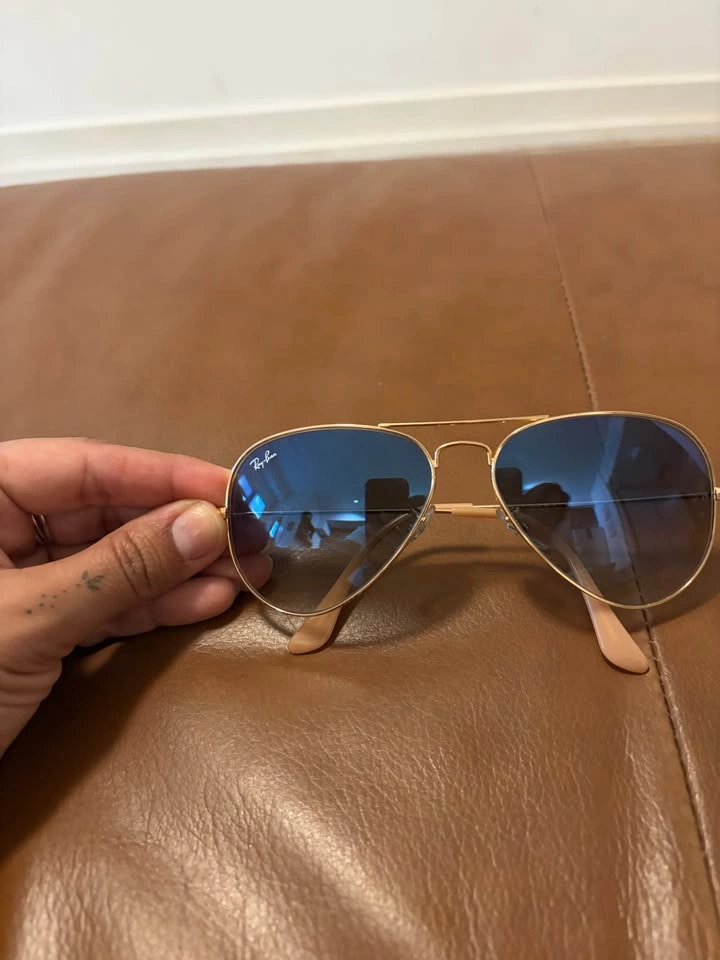Ray-Ban Aviator sunglasses gold frame blue gradient lenses - photo 2