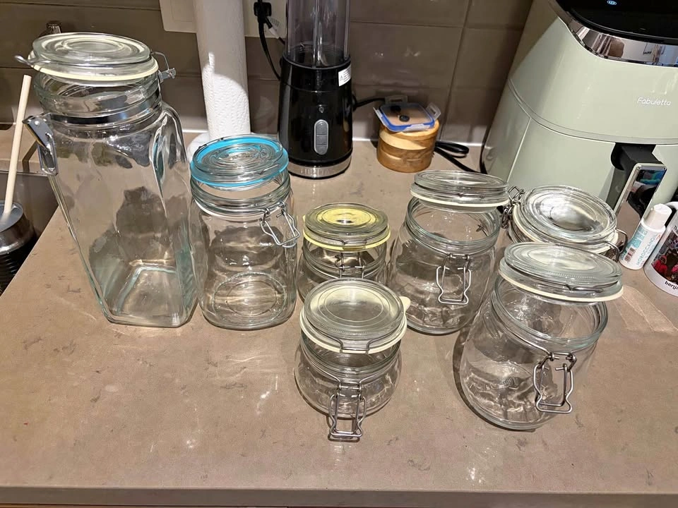 7 Glass Storage Jars with Lids