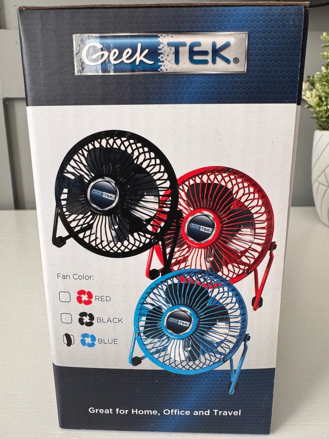 Geek TEK USB Retro Mini Fan-New in box