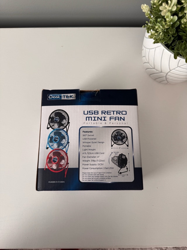 Geek TEK USB Retro Mini Fan-New in box - photo 3
