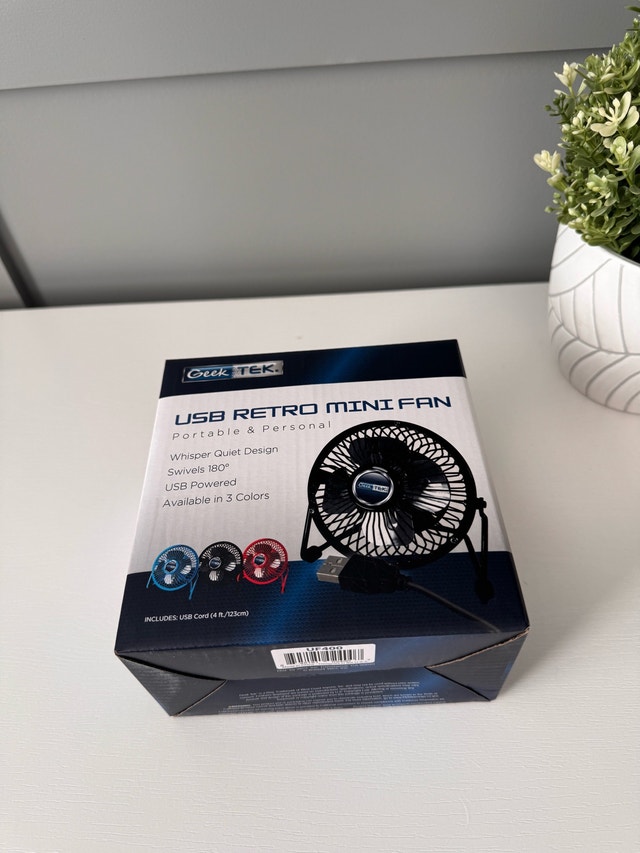 Geek TEK USB Retro Mini Fan-New in box - photo 5