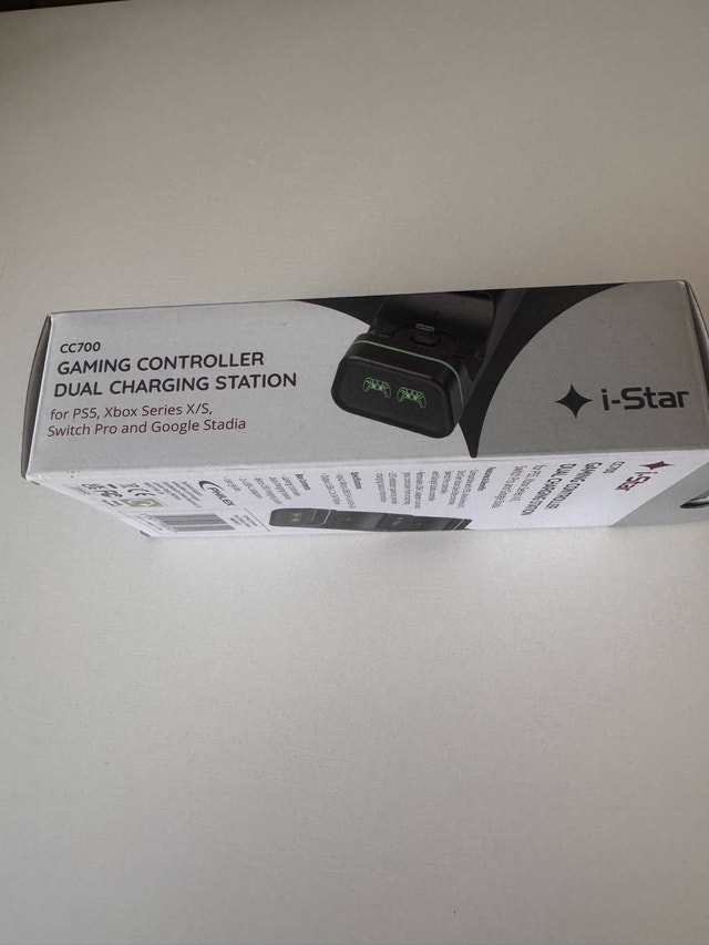 i-Star Gaming Controller Dual Charging Station - New - photo 5