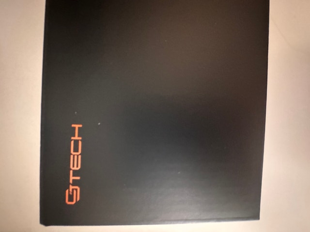 New!! GTech 3-in-1 Magnetic Wireless Charging Station - photo 5
