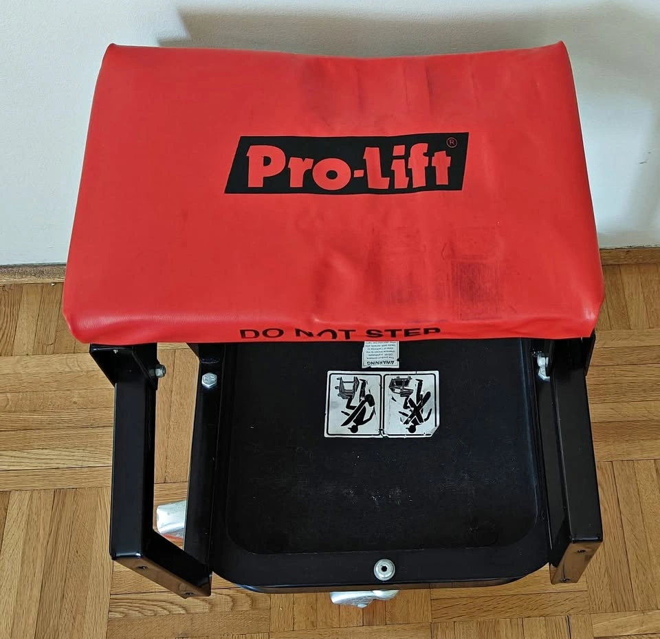 Pro-Lift 2-in-1: Creeper Seat / Step Stool- Model C-2800