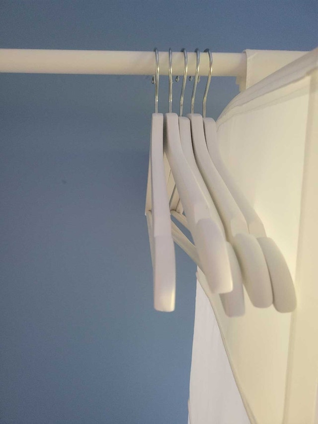 $1 each Hangers - photo 2