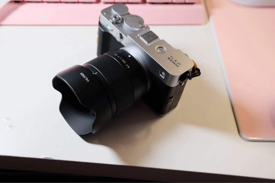 Like new Viltrox AF 35mm f/1.7 XF - photo 2