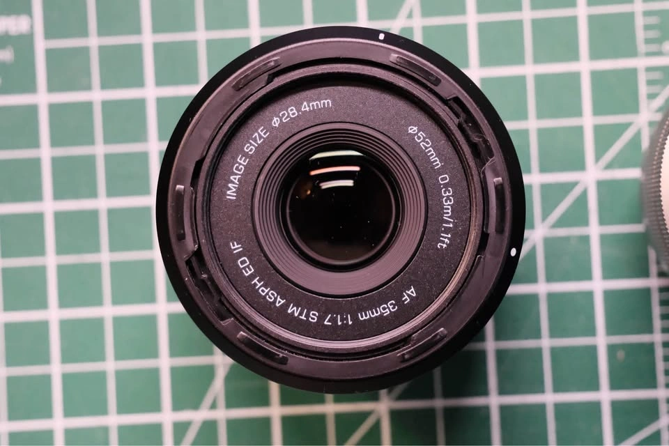 Like new Viltrox AF 35mm f/1.7 XF - photo 3