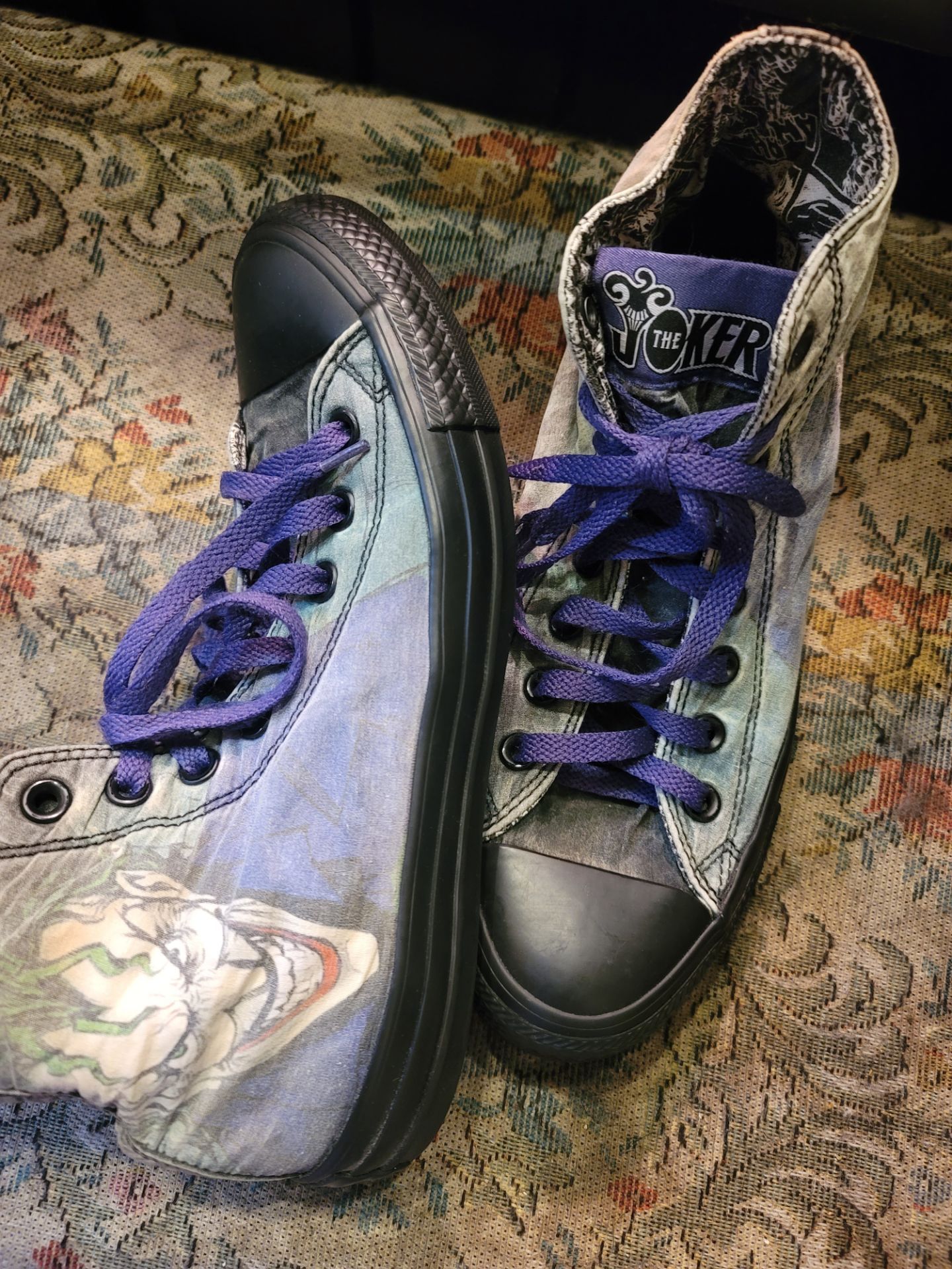 Special edition Joker Chuck Taylor Sneakers Size 8 in Men's - photo 5