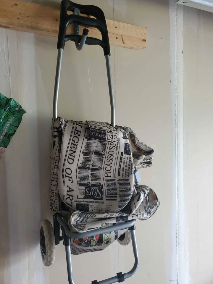 Grocery Cart on wheels - photo 4