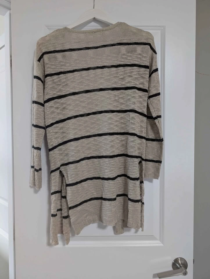 Cute Love Tree cardigan for sale! Size Small - photo 3